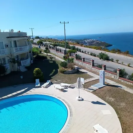 Flamingo Fabulous 2 Bed With Swimming Pool-hosted By Sweetstay Dom wakacyjny Milas