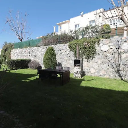 Dom wakacyjny Flamingo Fabulous 2 Bed With Swimming Pool-hosted By Sweetstay